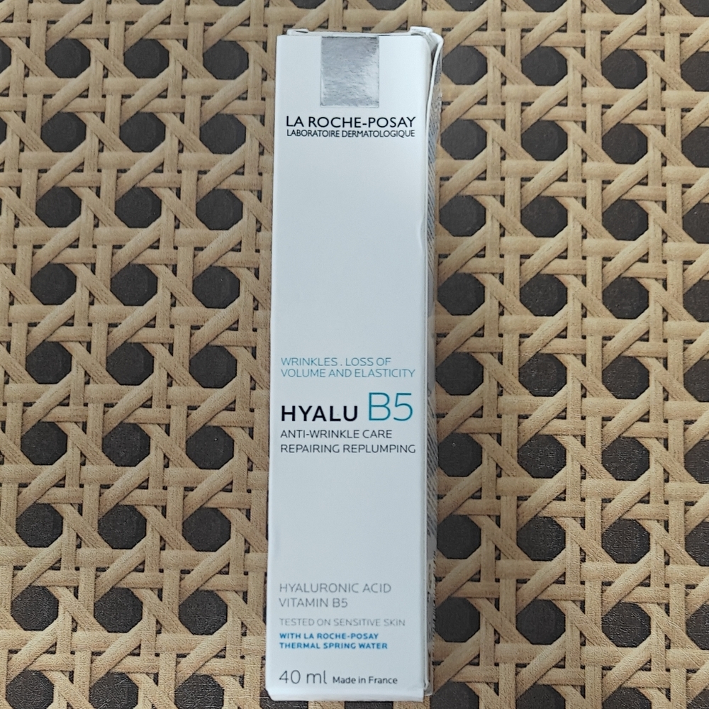 ❌SOLD❌ La Roche Posay 40ml Hyalu B5 Anti-Wrinkle Care